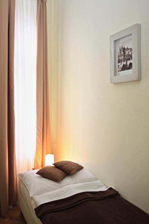 River View Residence Praga Esterno foto