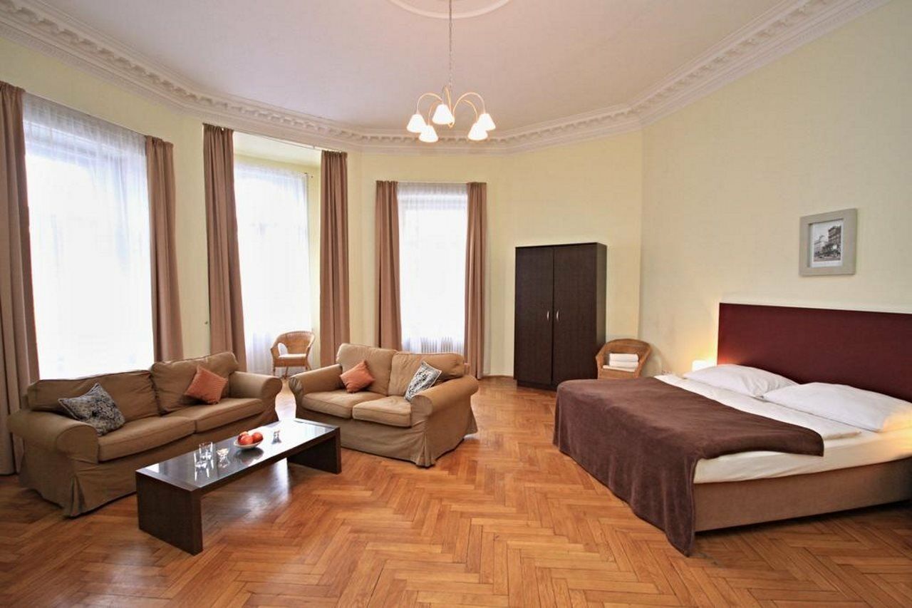 River View Residence Praga Esterno foto